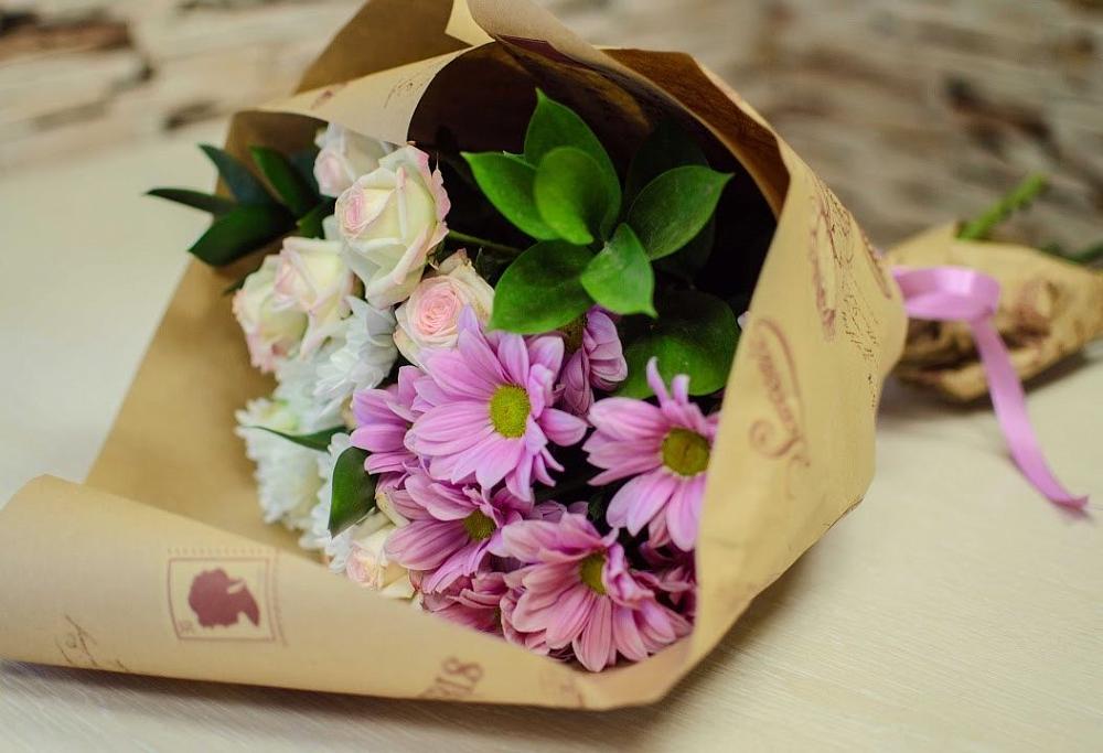 Букет цветов из: Розы и Хризантемы в Феодосии