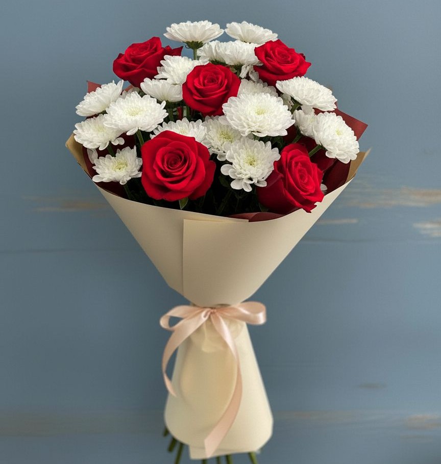 Букет цветов из: Розы и Хризантемы в Феодосии