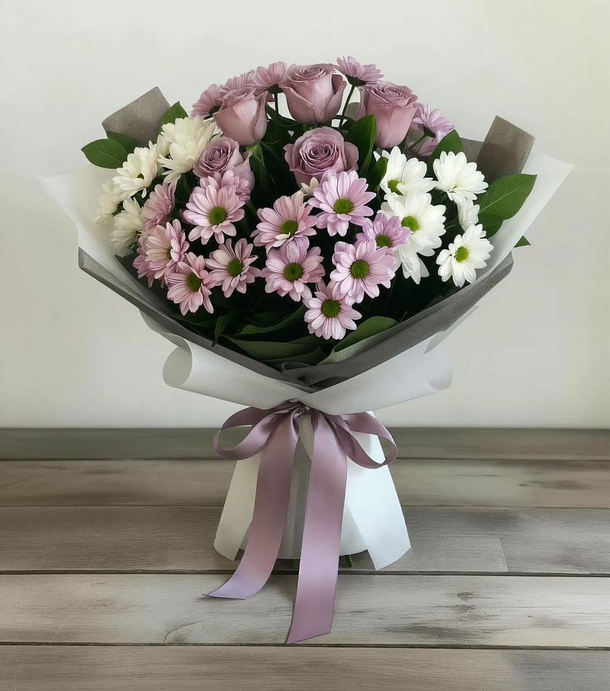 Букет цветов из: Хризантемы и Розы в Феодосии