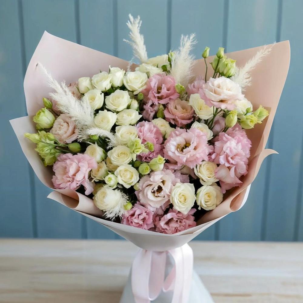 Букет цветов из: Альстромерии и Розы в Феодосии