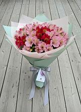 Букет цветов из:  Альстромерии #REPLACE_PRED# Феодосии