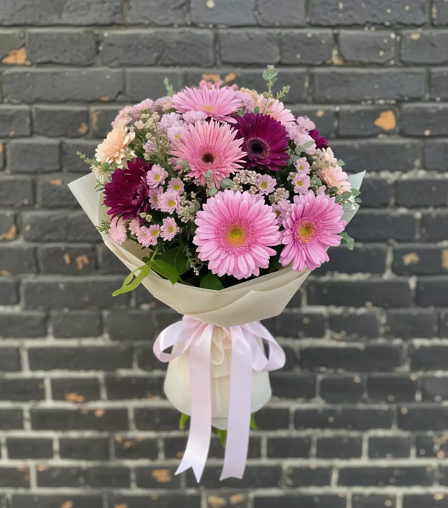 Букет цветов из: Герберы и Хризантемы в Феодосии