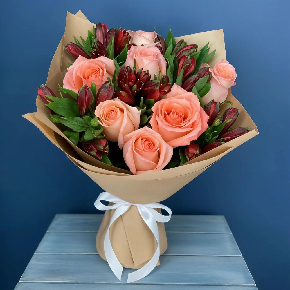 Букет цветов из: Розы и Альстромерии в Феодосии