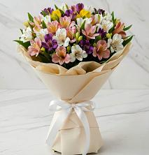 Букет цветов из:  Альстромерии в Феодосии
