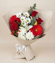 Букет цветов из:  Розы, Хризантемы, Герберы и Лилии в Феодосии