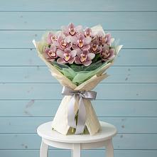 Букет цветов из:  Орхидеи и Розы в Феодосии