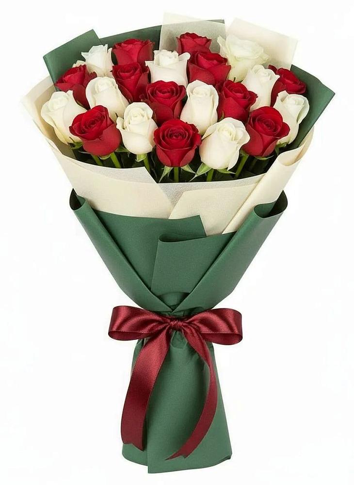 Букет Микс из красных и белых роз в Феодосии