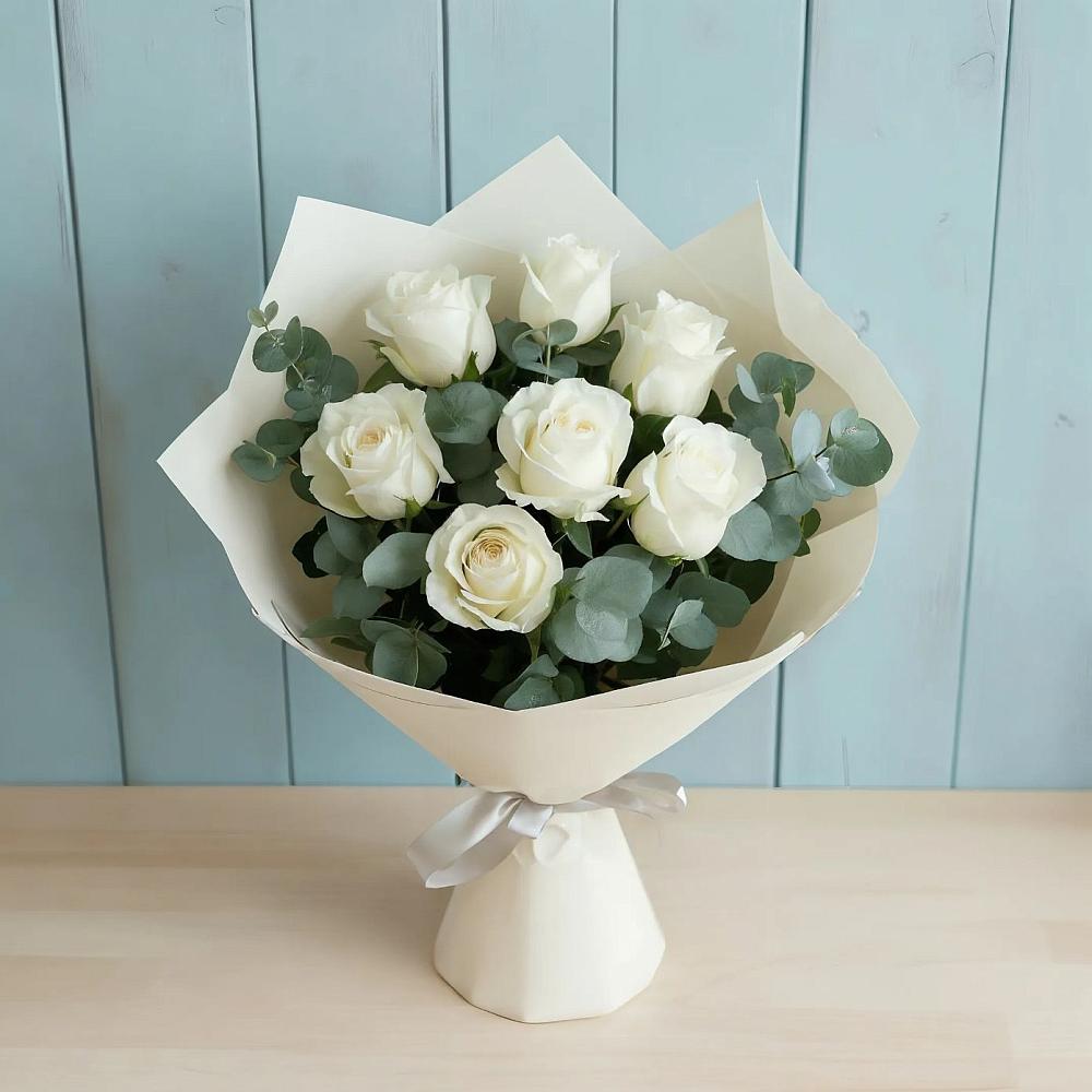 Букет Белые розы в Эвкалипте в Феодосии
