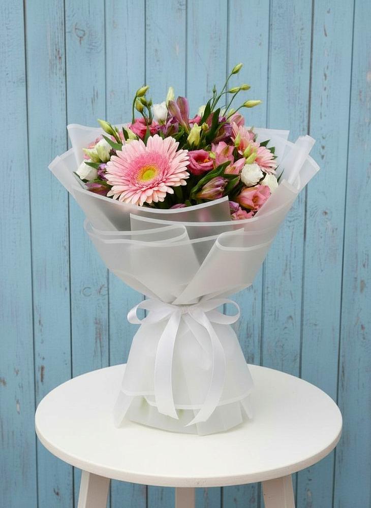 Букет цветов из: Герберы, Альстромерии и Лизиантусы в Феодосии