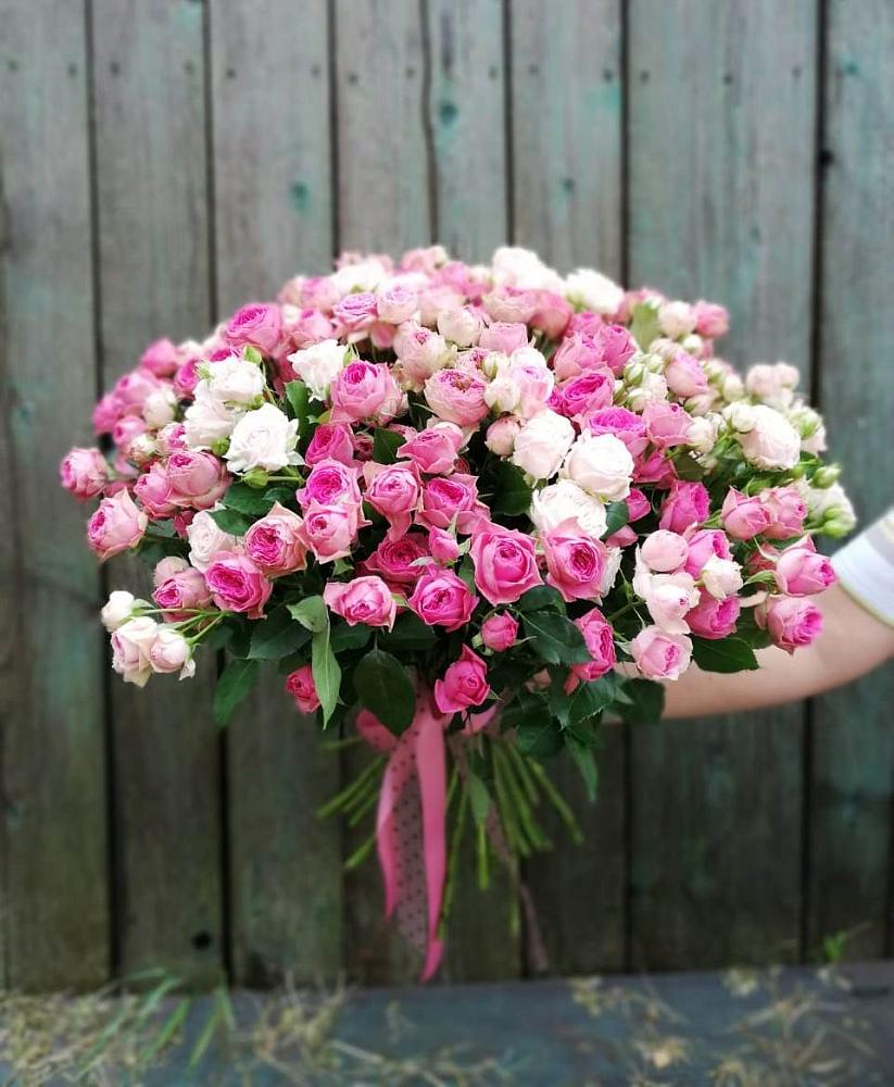 Букет Розовые кустовые розы Натали и Лав Лидия в Феодосии