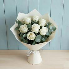Букет Белые розы в Эвкалипте в Феодосии