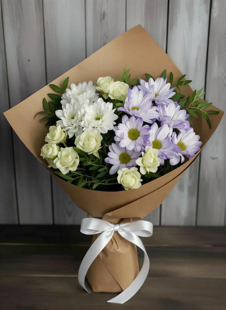 Букет цветов из: Хризантемы и Розы в Феодосии